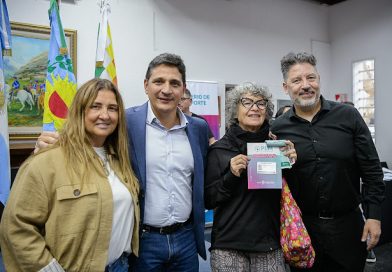 Marinucci y Menéndez entregaron Pases Libres Multimodales