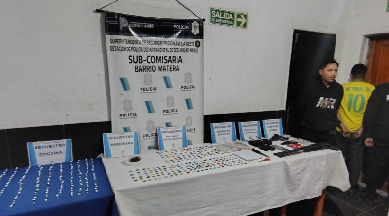 Desbaratan banda que vendía drogas en un campito