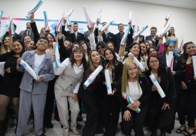Acto de colación en la UNO