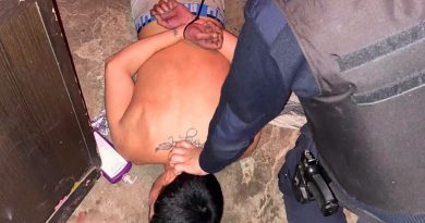 Tres detenidos por robo y narco menudeo en un operativo