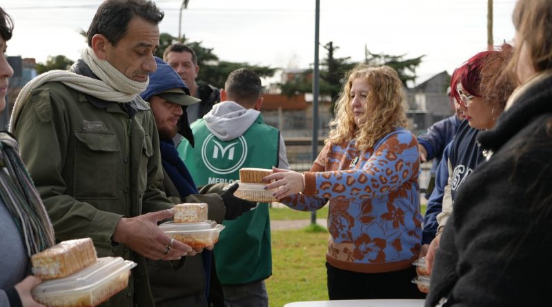 Asistencia alimentaria para vecinos necesitados