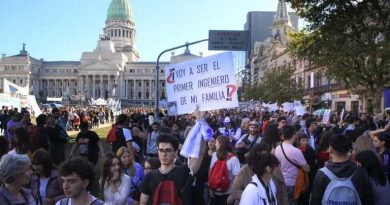 La UBA vuelve a la calle para reclamar por la Ley de Financiamiento Universitario